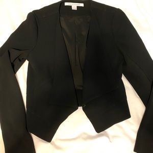 Diane von Furstenberg cropped black blazer size 0